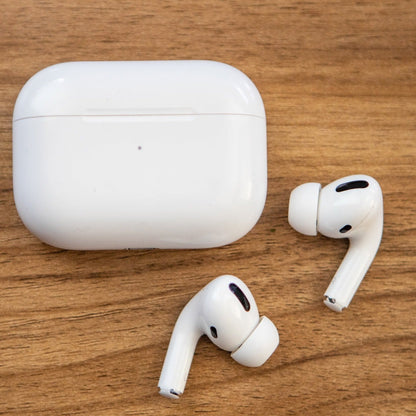 Airpods Pro 2nd Generation (WITH 1 YEAR WARRANTY )