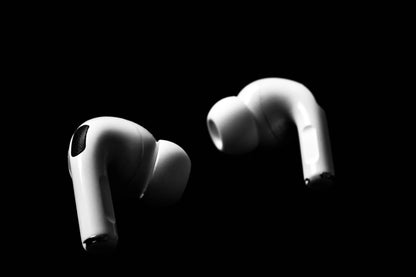 Airpods Pro 2nd Generation (WITH 1 YEAR WARRANTY )